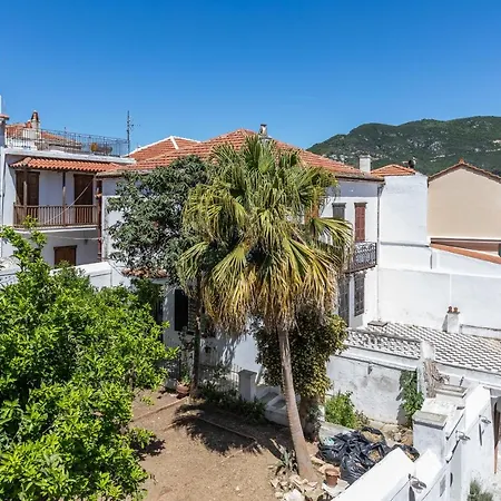 Дом отдыха Yiayia's *