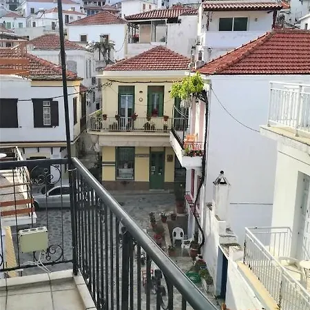 Yiayia's * Skopelos stad