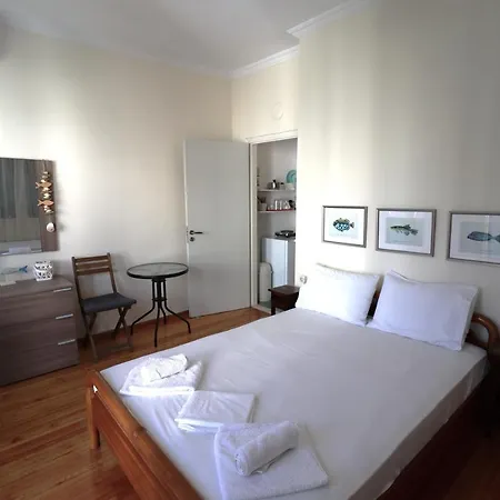 Yiayia's * Скопелос